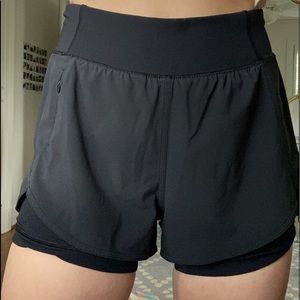 lululemon shorts with built in spandex